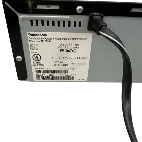 Panasonic PV-D4745 DVD VCR Combo Player 4-Head Hi-Fi Stereo Omnivision Black - Picture 5 of 5